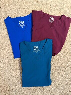 Set of Three: Lot of 3 Barco One Women's V-Neck Scrub Tops - Size L -Multi-Color